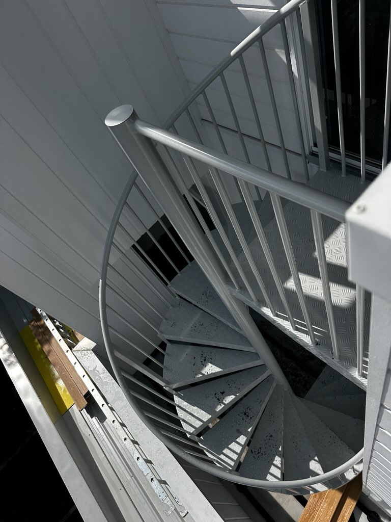 Sprial powder coated stair and balustrade